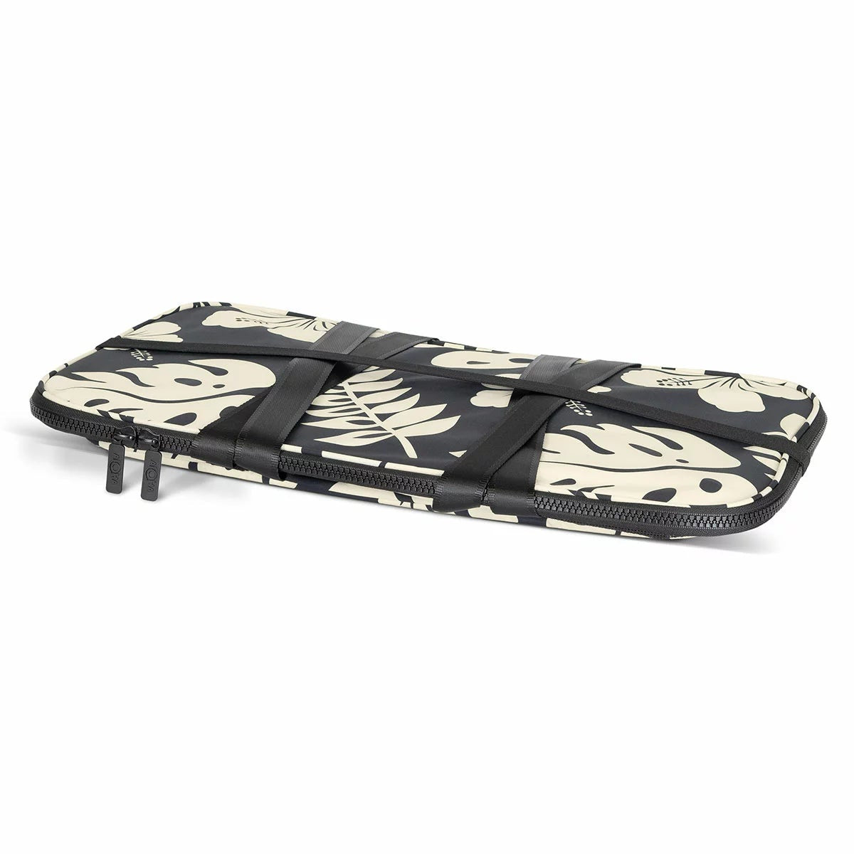 Aloha + CleverMade Collapsible Beach Tote in Two Colours, view 23