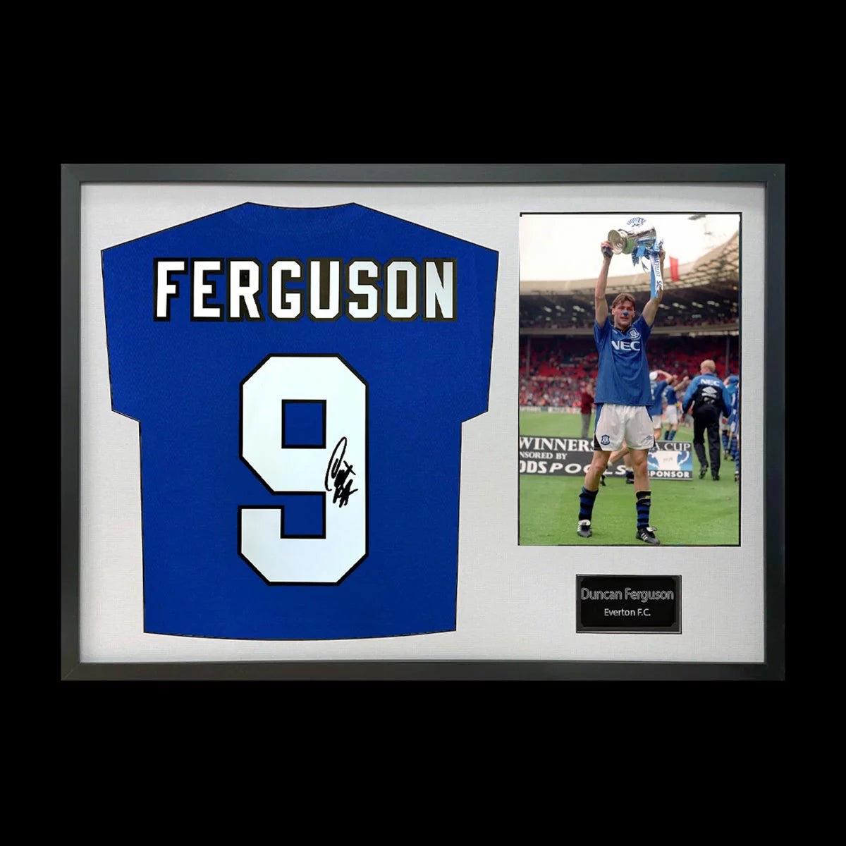 Duncan Ferguson Signed Framed Everton Football shirt including 1 Photo in 2 Options: White or Black Mount, view 3