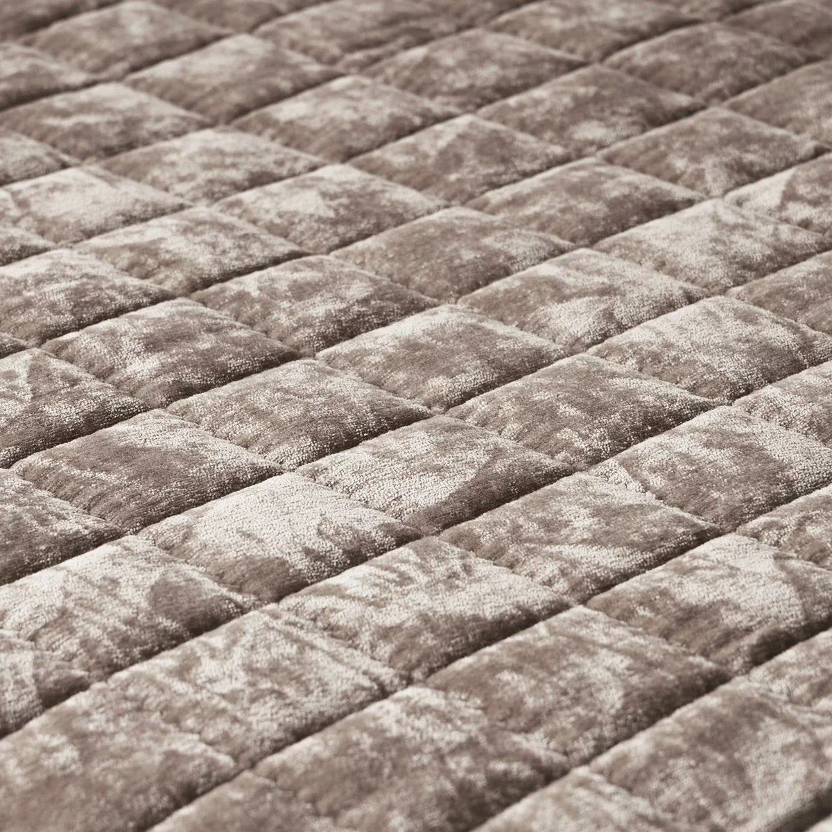 Safdie Crushed Velvet Throw, 234 x 244 cm, view 5