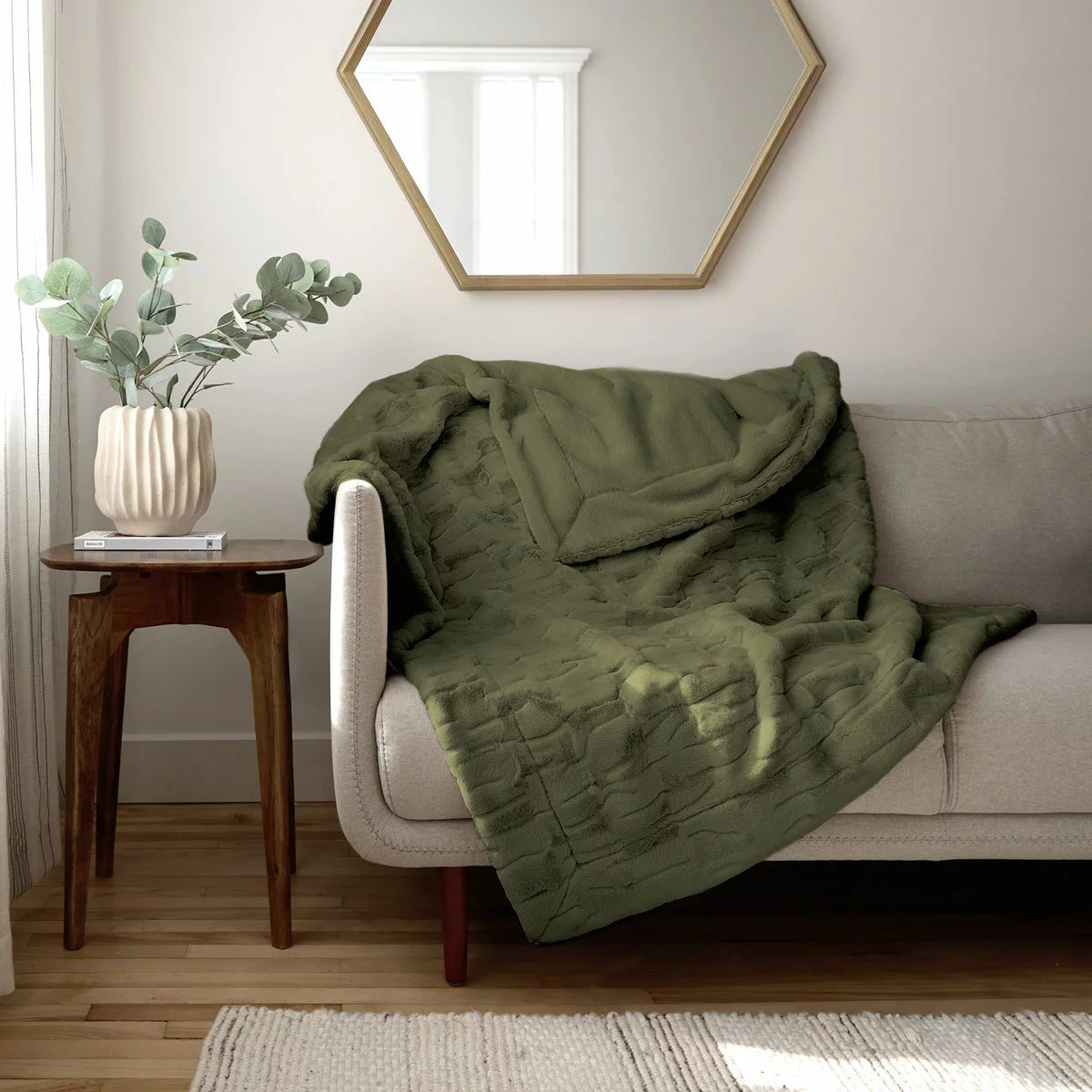 Safdie Luxury Faux Rabbit Fur Throw, 127 x 178 cm, view 3