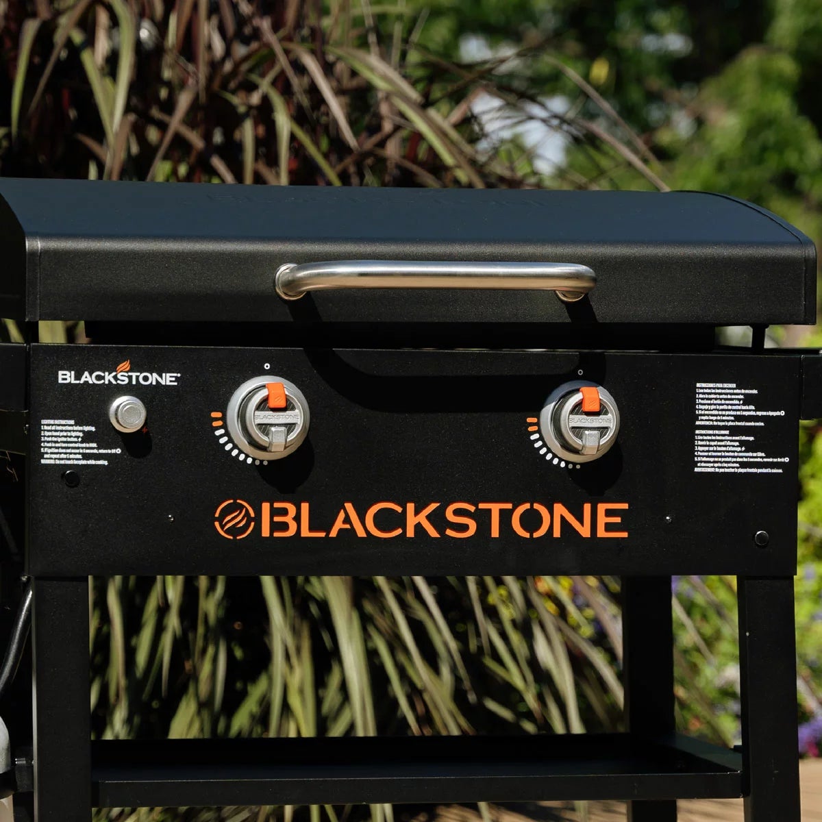 Blackstone 28" Griddle Gas Barbecue Griddle with Hood, view 5