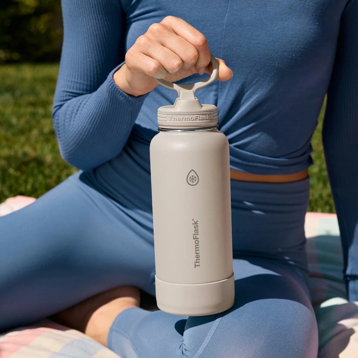 Thermoflask Stainless Steel Water Bottle 2 Pack, 946ml Sets, view 5