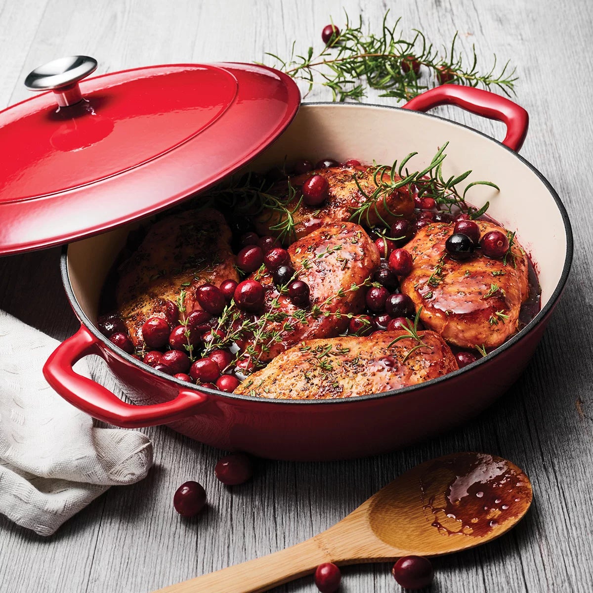 Tramontina Enamel Cast Iron Shallow Casserole Dish, 30cm / 3.8L, view 3