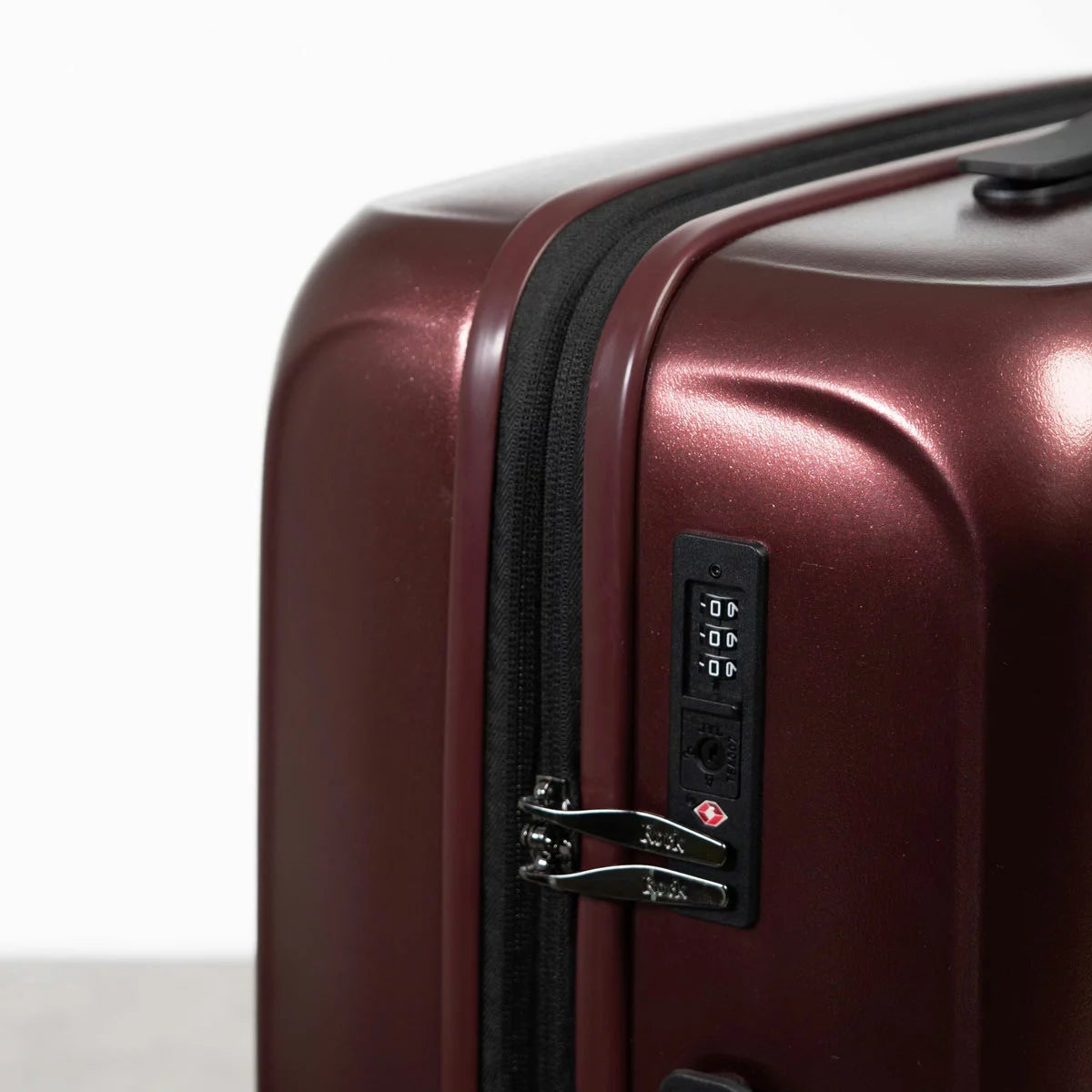 Rock Legacy Hardside Suitcase 3 Piece Set, view 16