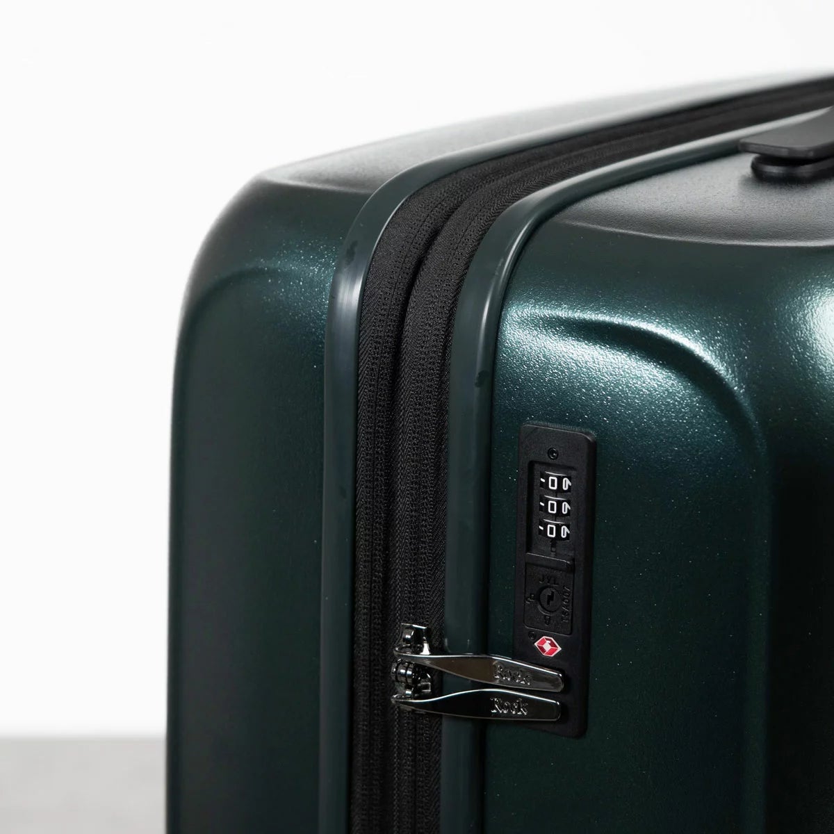 Rock Legacy Hardside Suitcase 3 Piece Set, view 23