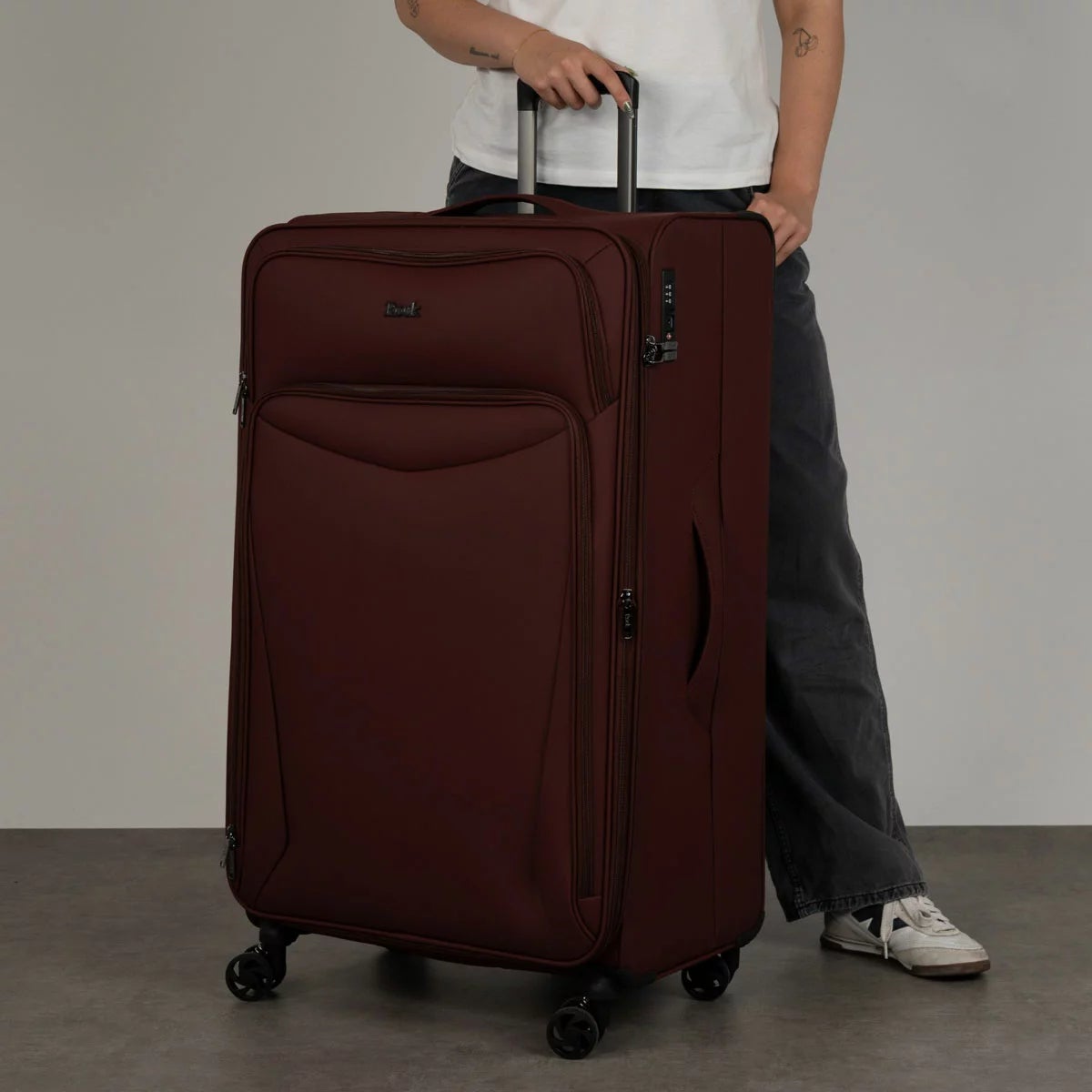 Rock Vitality Softside Suitcase 4 Piece Set, view 15