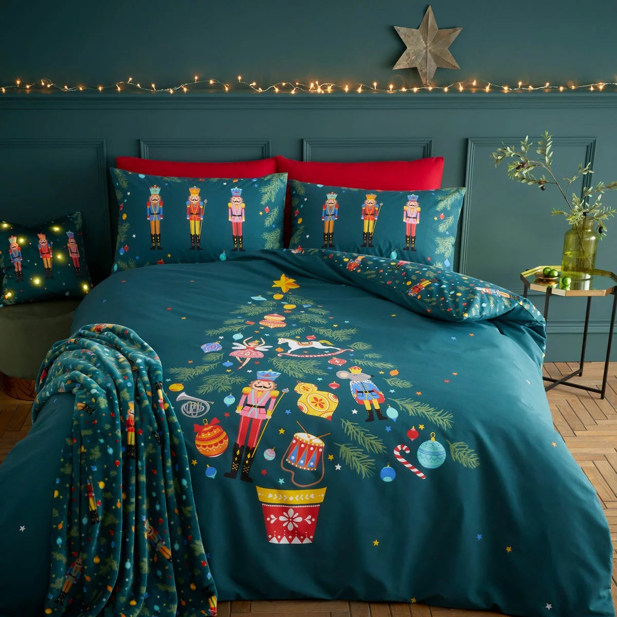 Catherine Lansfield Christmas Nutcracker Reversible Duvet Cover Set, view 2