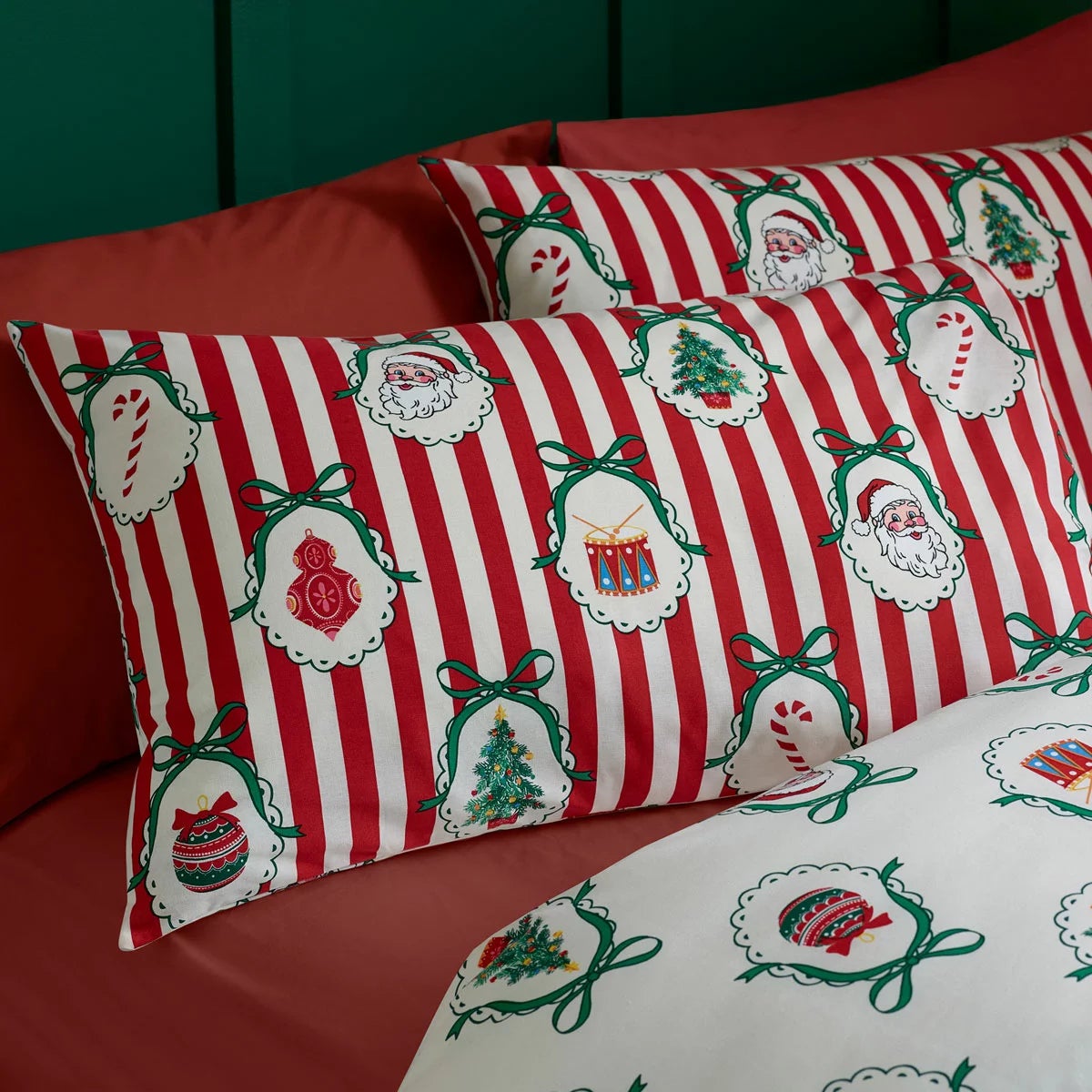 Catherine Lansfield Christmas Vintage Stripe Reversible Duvet Cover Set In 3 Sizes, view 3