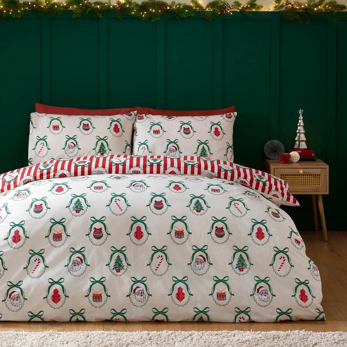 Catherine Lansfield Christmas Vintage Stripe Reversible Duvet Cover Set In 3 Sizes, view 2