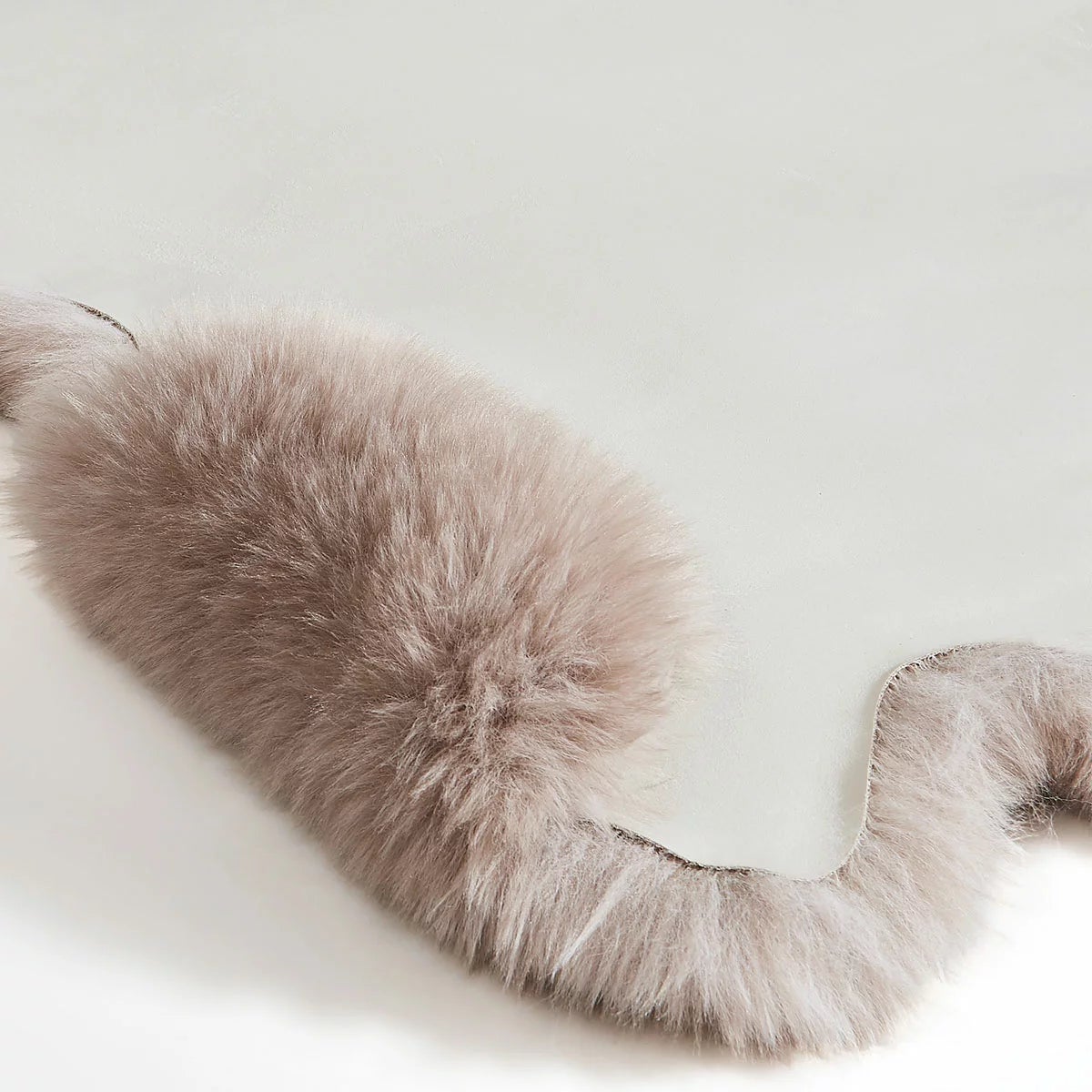 Mon Chateau Faux Fur Quad Rug, 180 x 110 cm, view 15