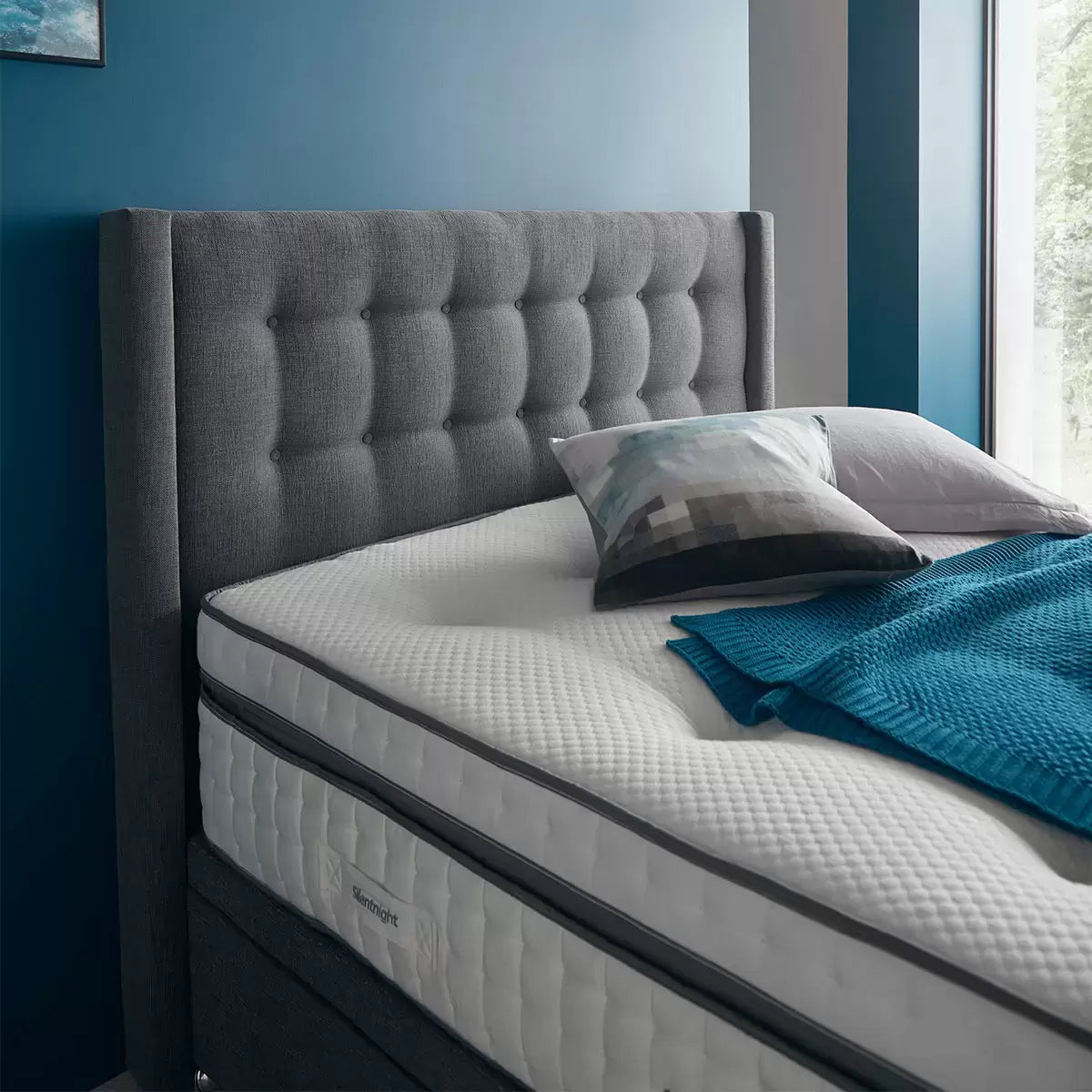 Silentnight Continental Divan Base with Bloomsbury Headboard & 3