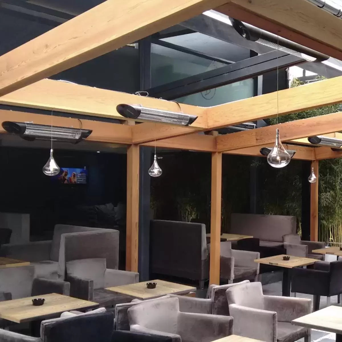 Veito Blade S2500 Indoor And Outdoor Carbon Infrared Heater
