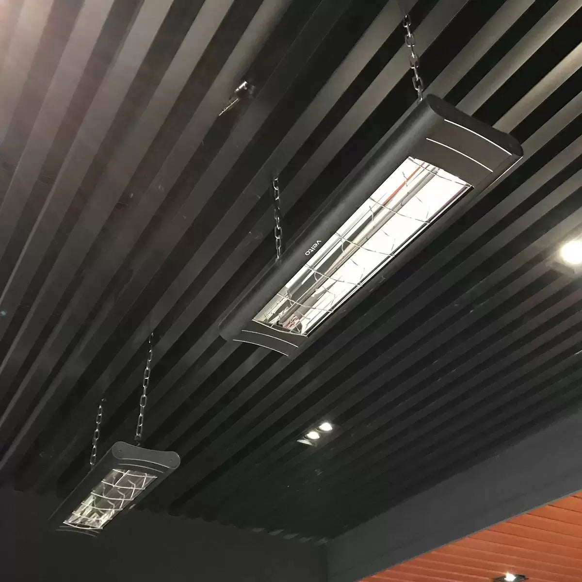 Veito Aero 2500 Indoor And Outdoor Carbon Infrared Heater