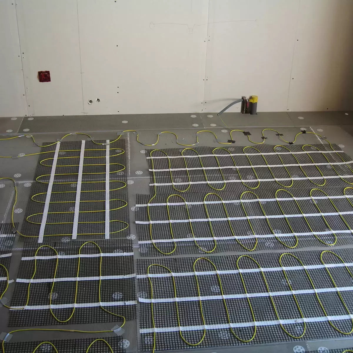 Varme 200W/m² Electric Underfloor Heating Cable Mat System in 10 Size Options
