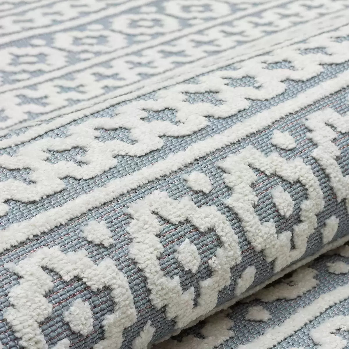 Concept Looms Jazz Blue Indoor Outdoor Rug, in 2 Sizes