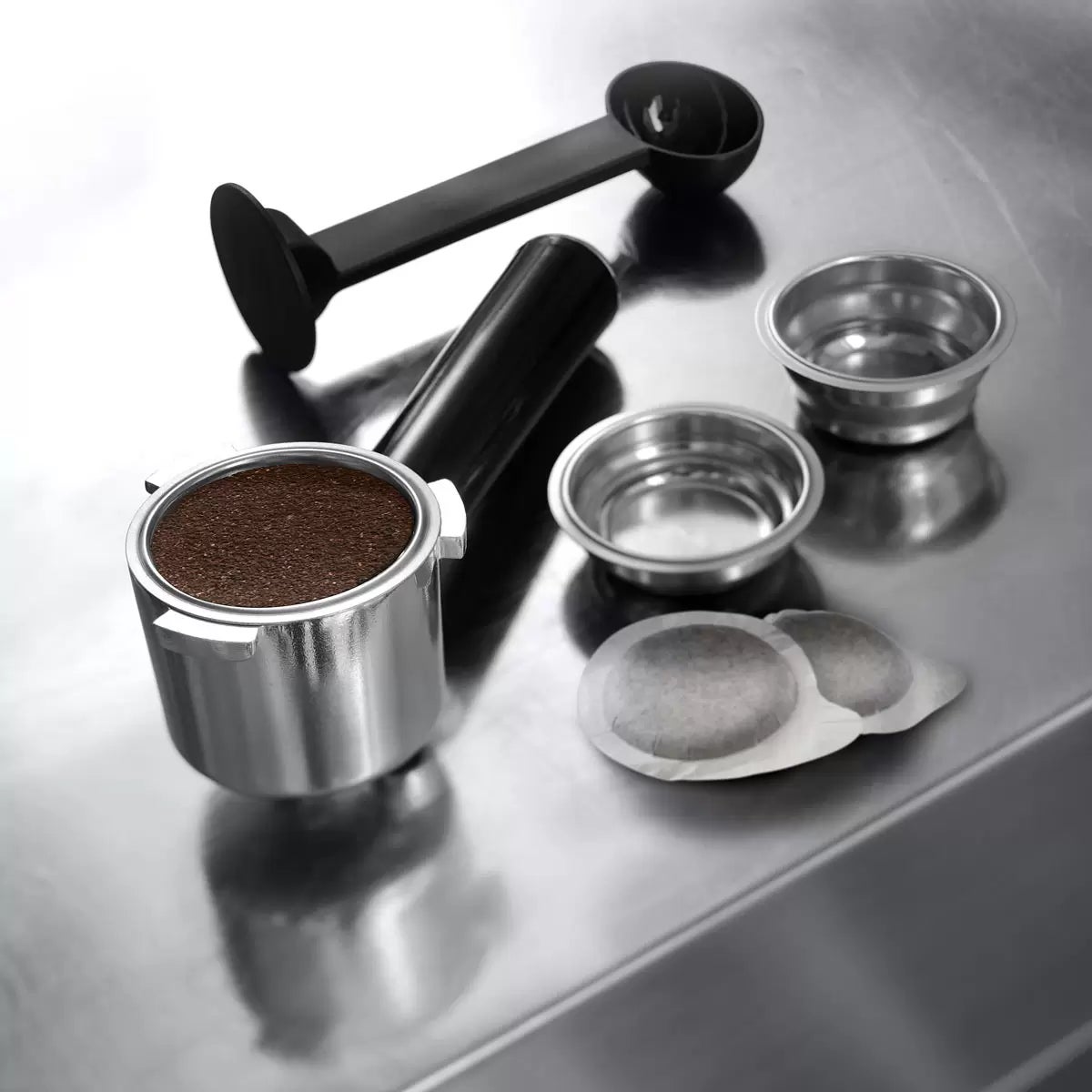 De'Longhi Dedica Barista Silver Pack Coffee Machine, view 7