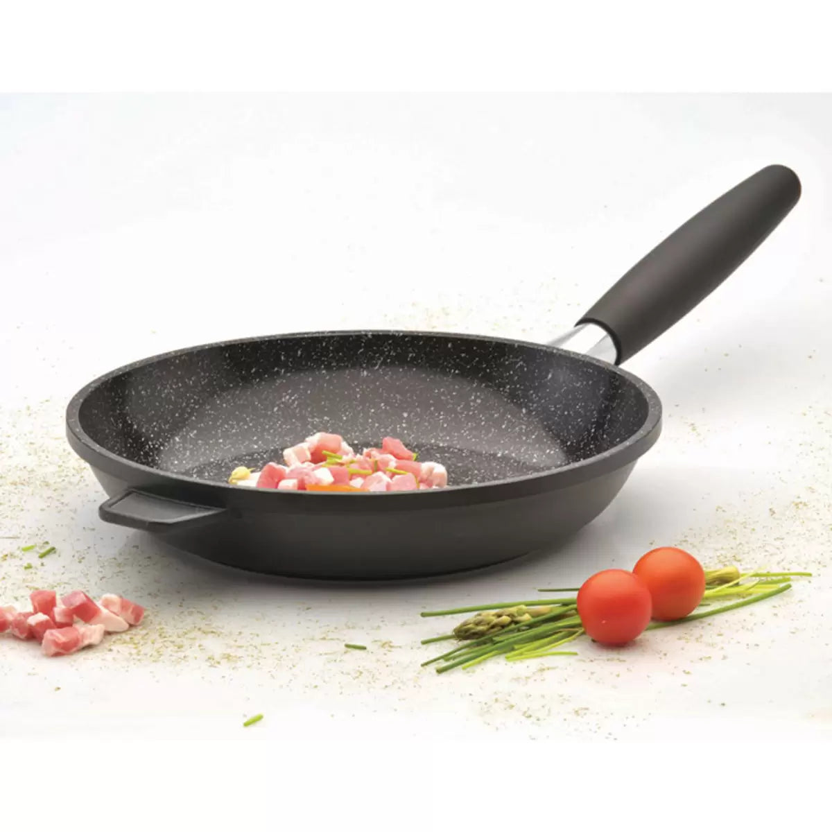 BergHOFF Eurocast Discovery Cookware Set, 8 Piece